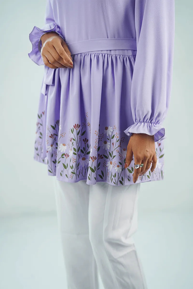 Showstopper Daisy Bloom Lavender Round Top 1224 000353