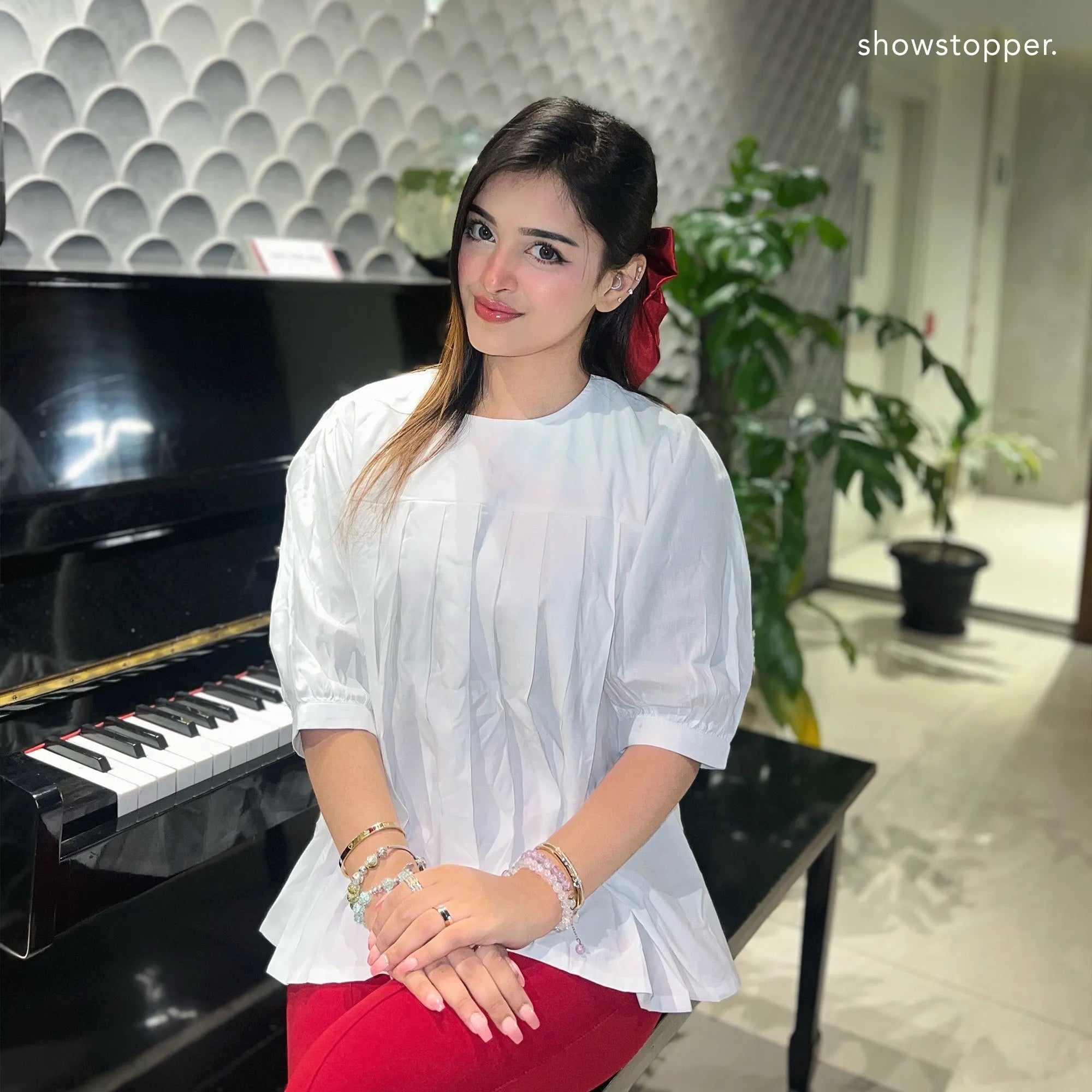 Woman Campus Tops 1024 000340